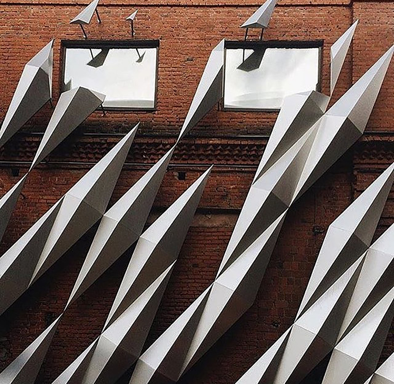 Façade “Steel Snowstorm”